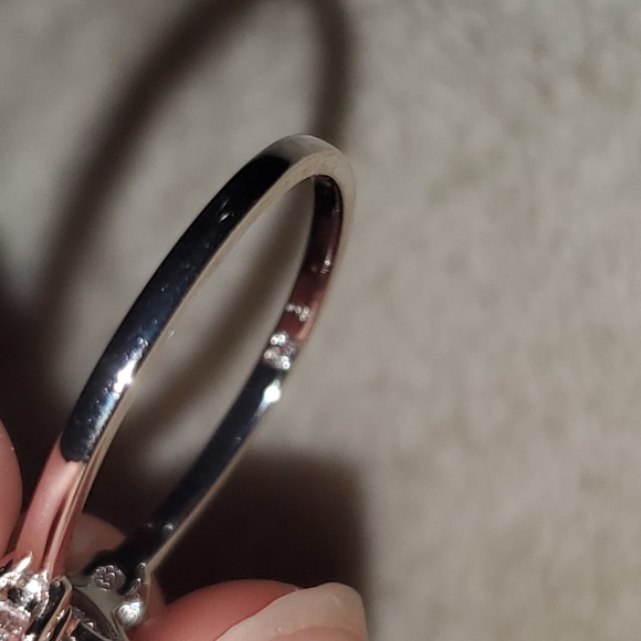 Sterling silver heart ring - Picture 4 of 9